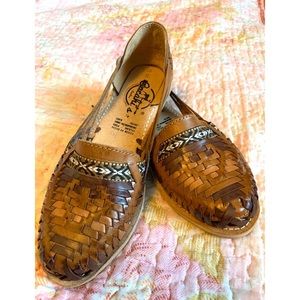 Mexican artesanales handmade slip on shoe